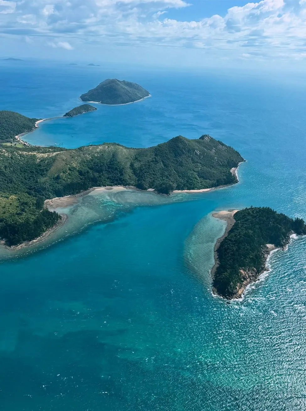 Seasonal Factors That Change Your Scenic Flight Experience